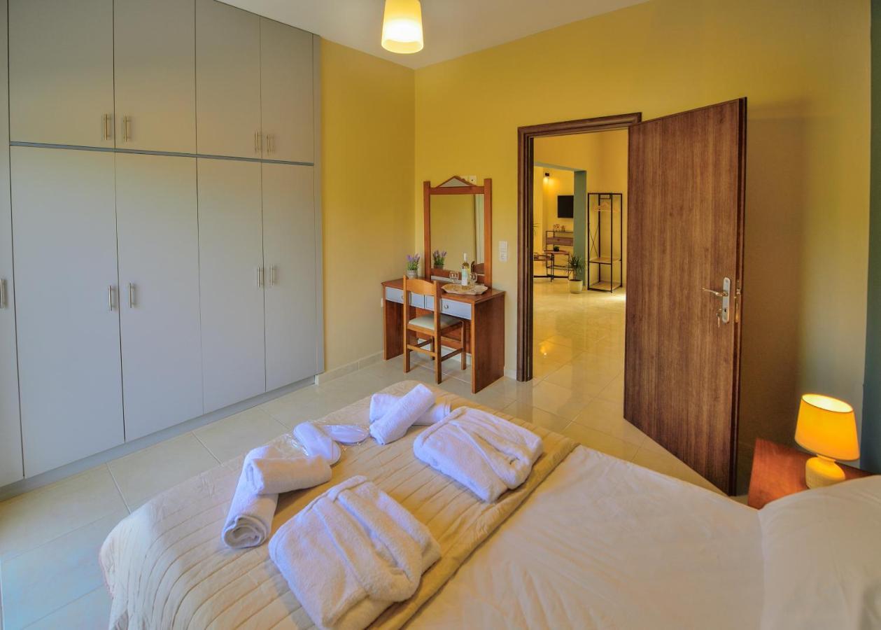 Naiades Summer House I Platanos  Luaran gambar
