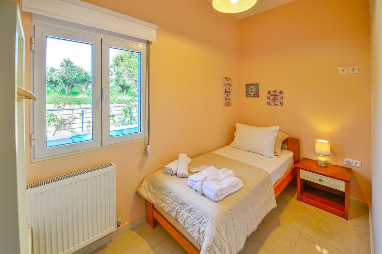 Naiades Summer House I Platanos  Luaran gambar